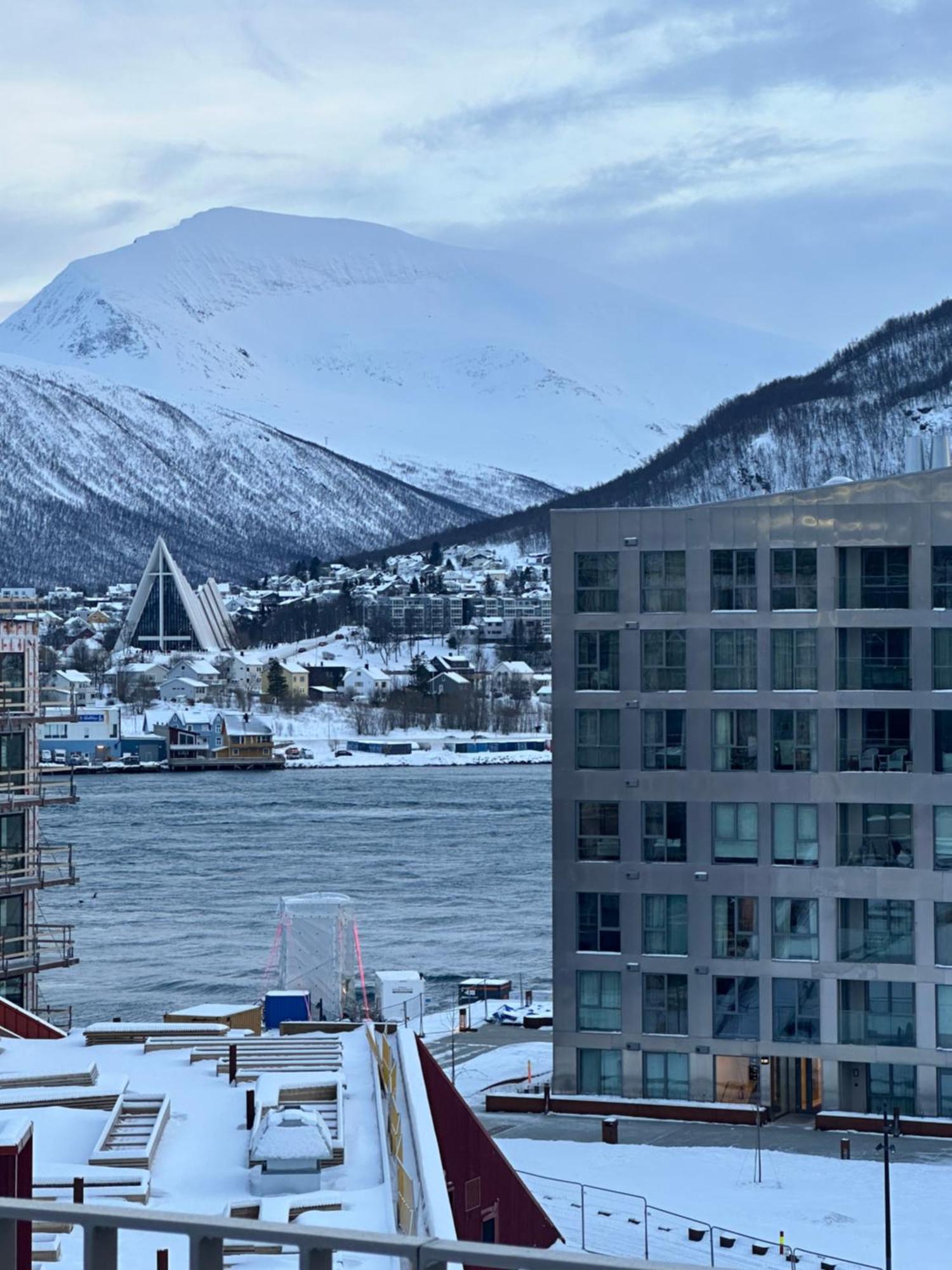 Thenorthernexplorer Penthouse Tromsø Extérieur photo