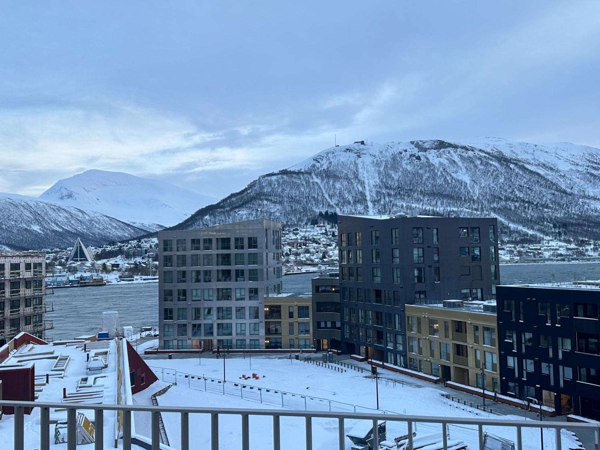Thenorthernexplorer Penthouse Tromsø Extérieur photo