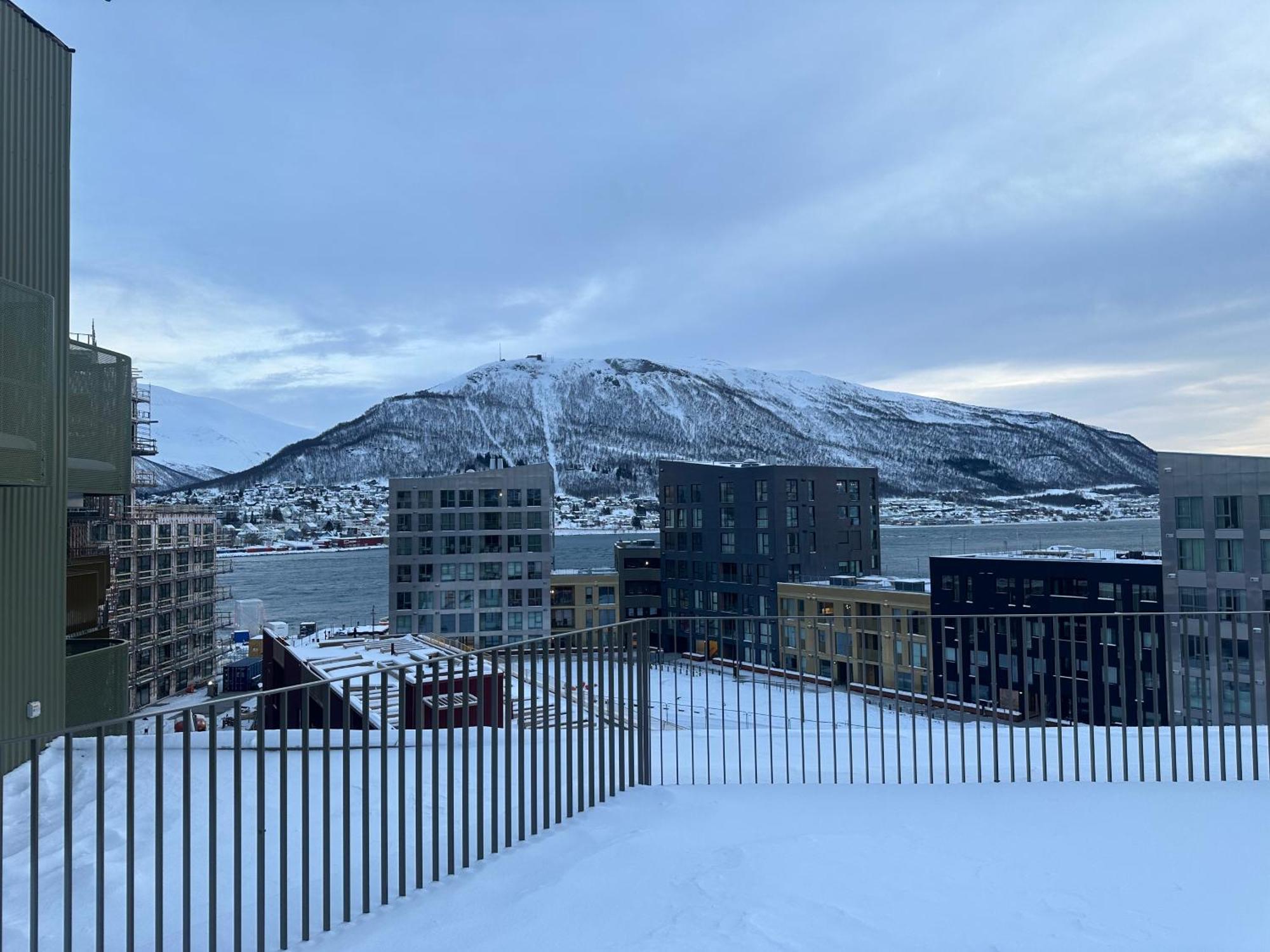 Thenorthernexplorer Penthouse Tromsø Extérieur photo