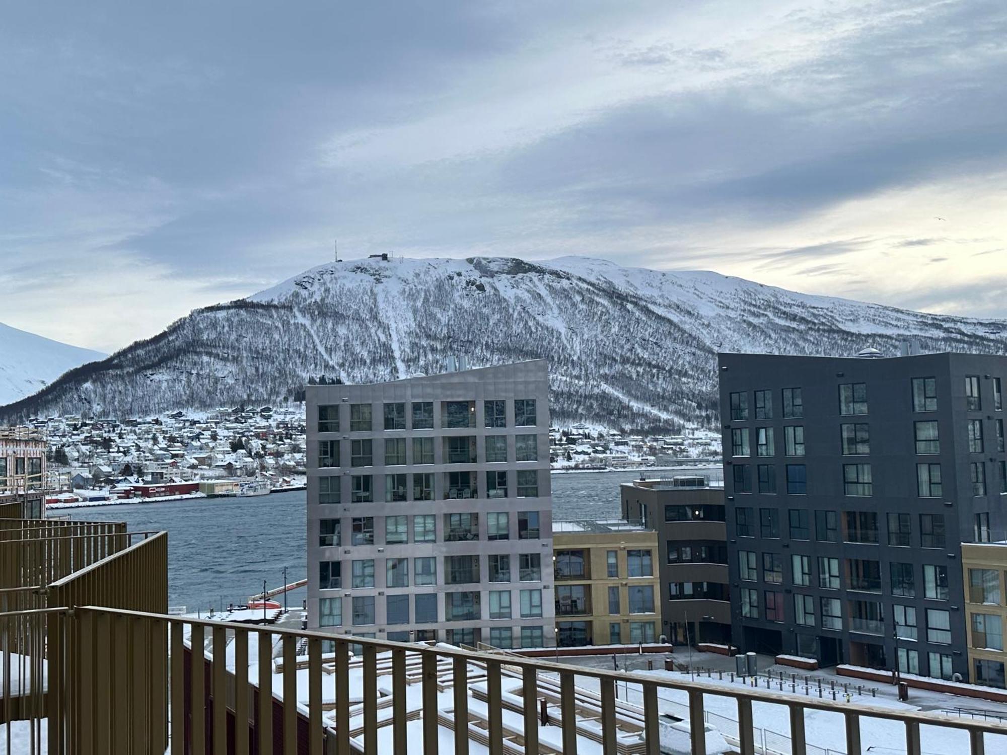 Thenorthernexplorer Penthouse Tromsø Extérieur photo
