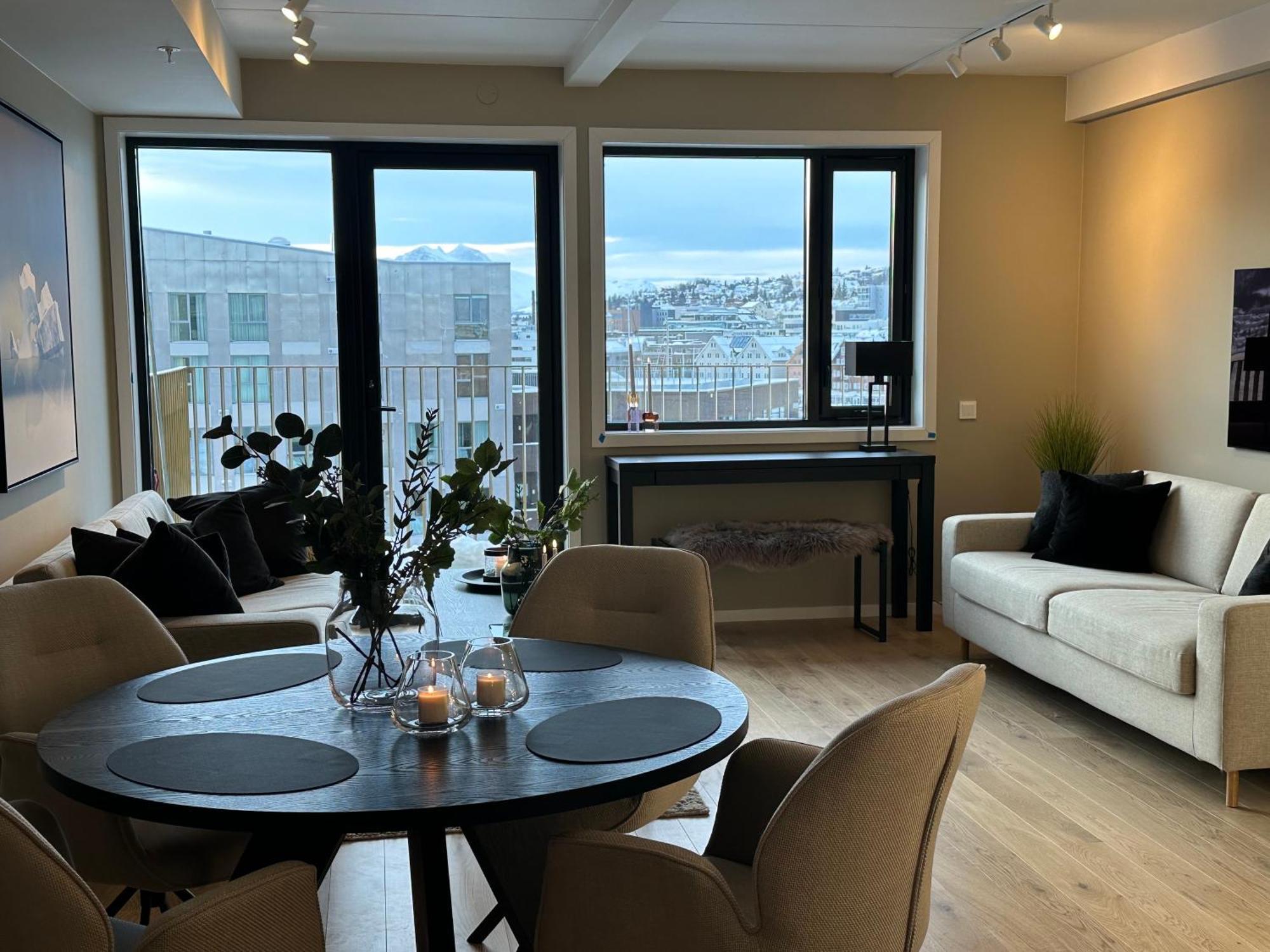 Thenorthernexplorer Penthouse Tromsø Extérieur photo