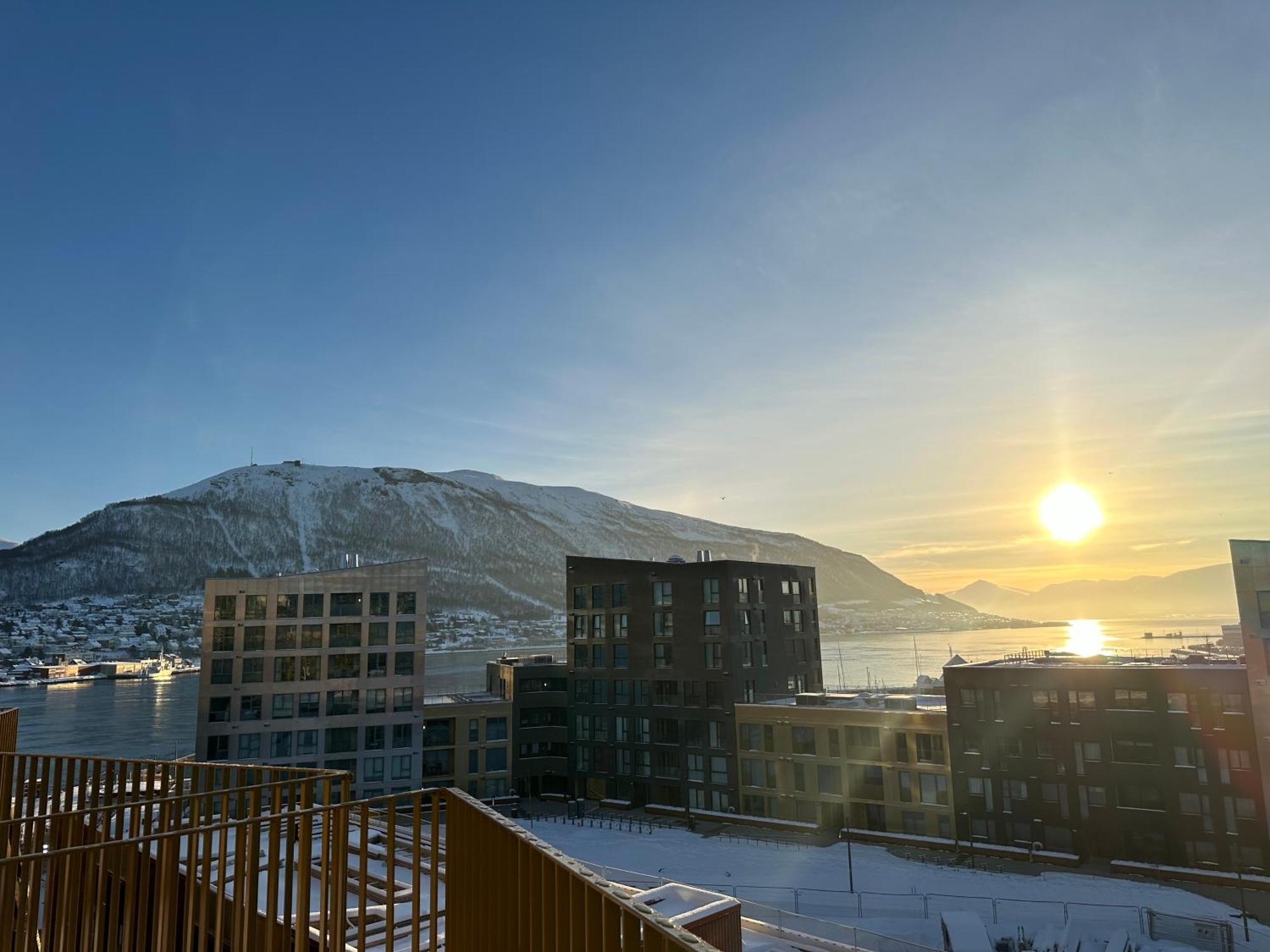 Thenorthernexplorer Penthouse Tromsø Extérieur photo