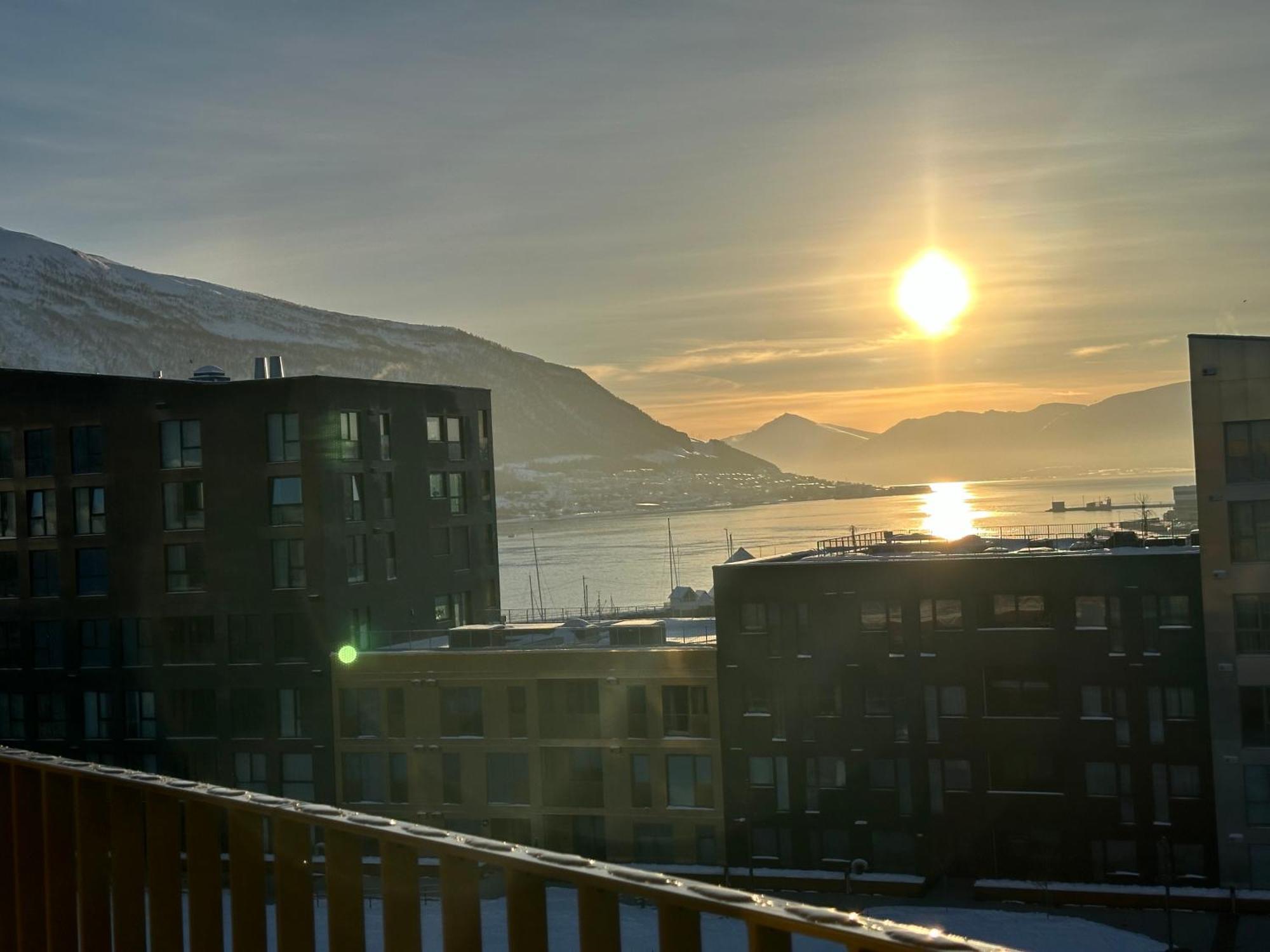 Thenorthernexplorer Penthouse Tromsø Extérieur photo